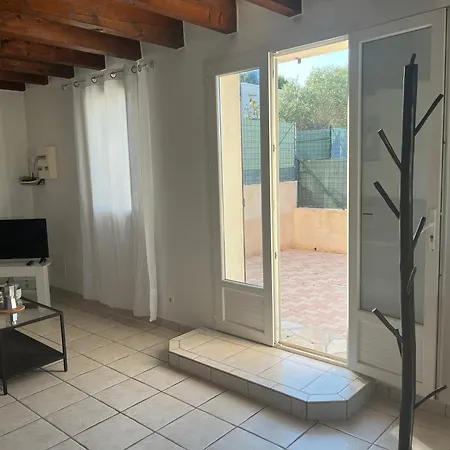 Location De 5 Personnes Proche Montpellier Et Plages Avec Climatisation * Le Crès